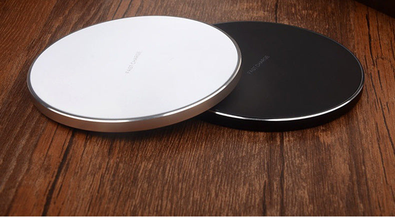QuickPad — Fast Wireless Charging Pad